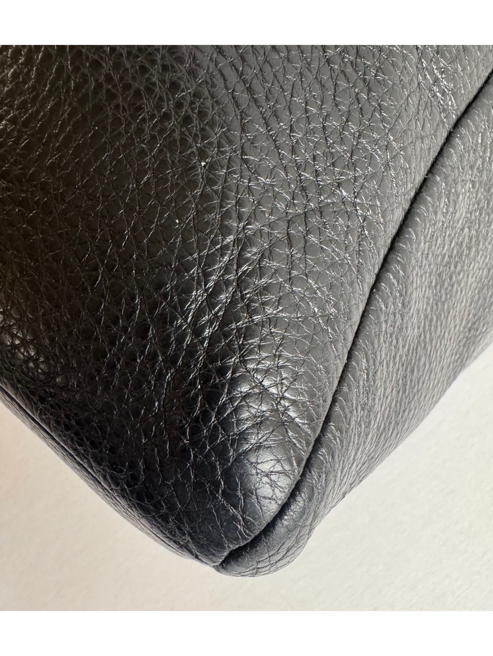 Coach Kelsey Satchel Black Pebbled Leather Gold Hardware Crossbody F36591 - Picture 4 of 16